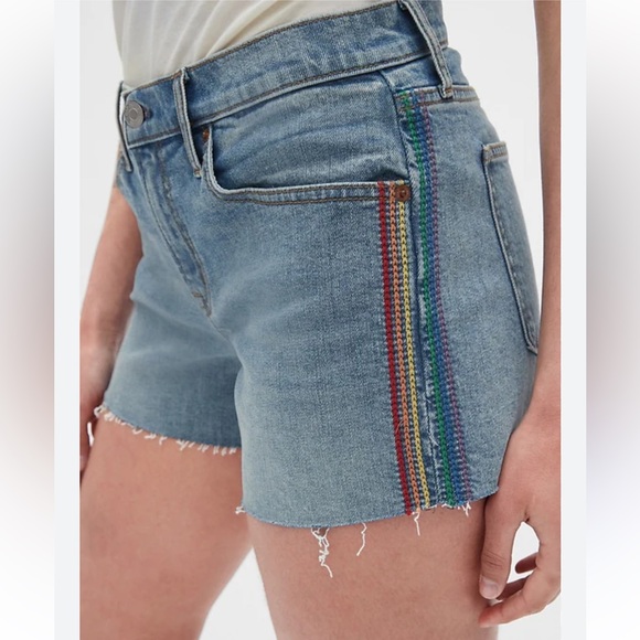 GAP Pride Rainbow Embroidered 3” Denim Shorts 27 New - Picture 4 of 15